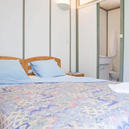 Chalet 2 Les De Booz 4-6 Personnes Saint-Germain-du-Teil