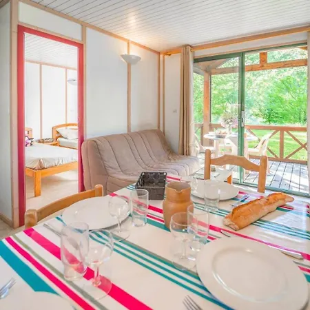 Chalet 2 Les De Booz 4-6 Personnes Saint-Germain-du-Teil