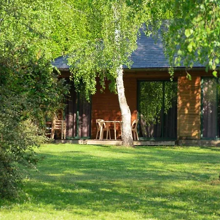 2 Les De Booz 4-6 Personnes Chalet